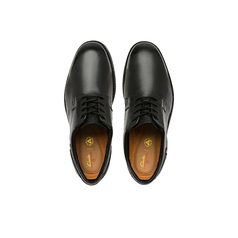 clarks Un Hugh Lace-up Shoes-1