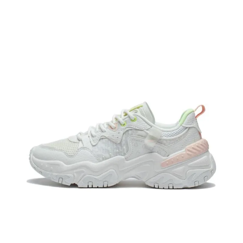 LiNing New Pace 3.0 Anti Slip Wear Resistant Low Top Sports Casual Shoes Women's Ivory-0