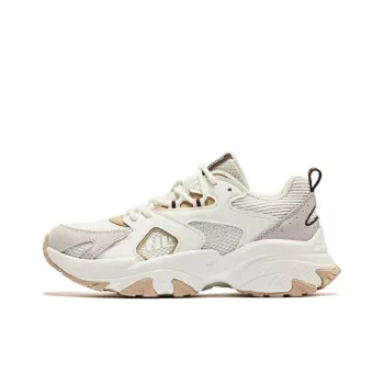 QIAODAN Wear Resistant Moisture Wicking Height Increasing Low Top Casual Shoes Women's White Brown