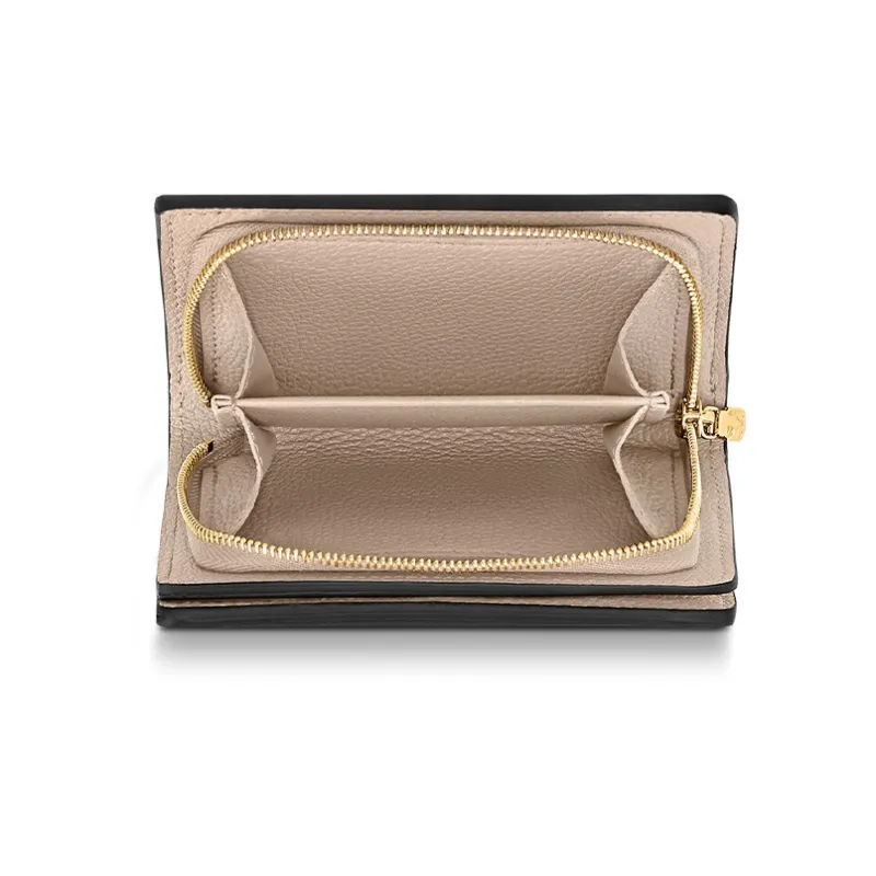 LOUIS VUITTON Cléa Wallet-4