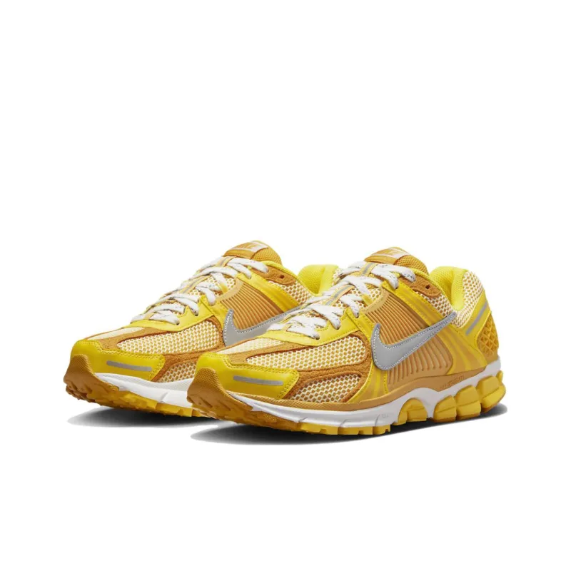 Nike Air Zoom Vomero 5 'Varsity Maize'-2