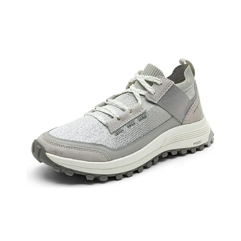 Clarks Casual Shoes Women's Low Top Light Gray-1