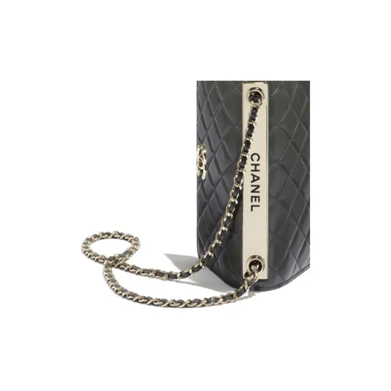 CHANEL Trendy CcWOC Lambskin Chain Wallet, Shoulder Bag, Crossbody Bag Regular Women's Black-4