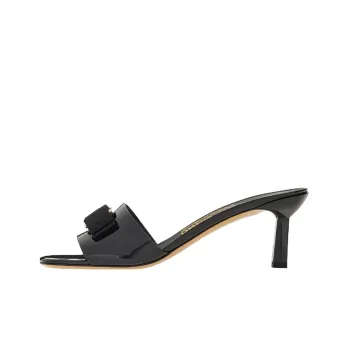 FERRAGAMO Vara 55mm Bow Patent Sandals