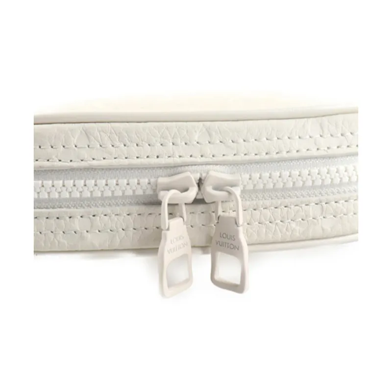 LOUIS VUITTON Utility Side Bag Monogram Powder White-5