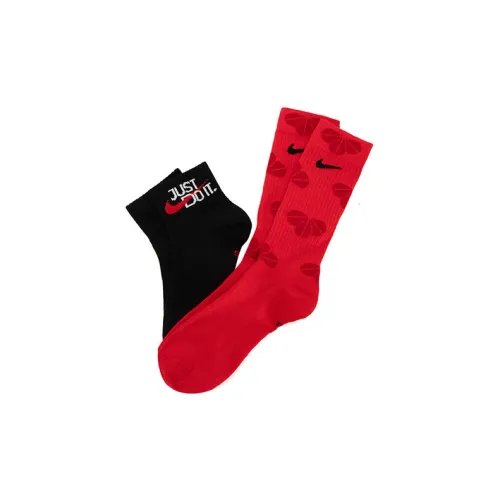 Nike Unisex Mid-Calf Socks