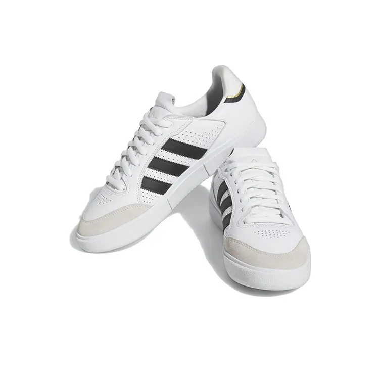 Adidas Tyshawn Low 'King Of New York' Sneakers-2