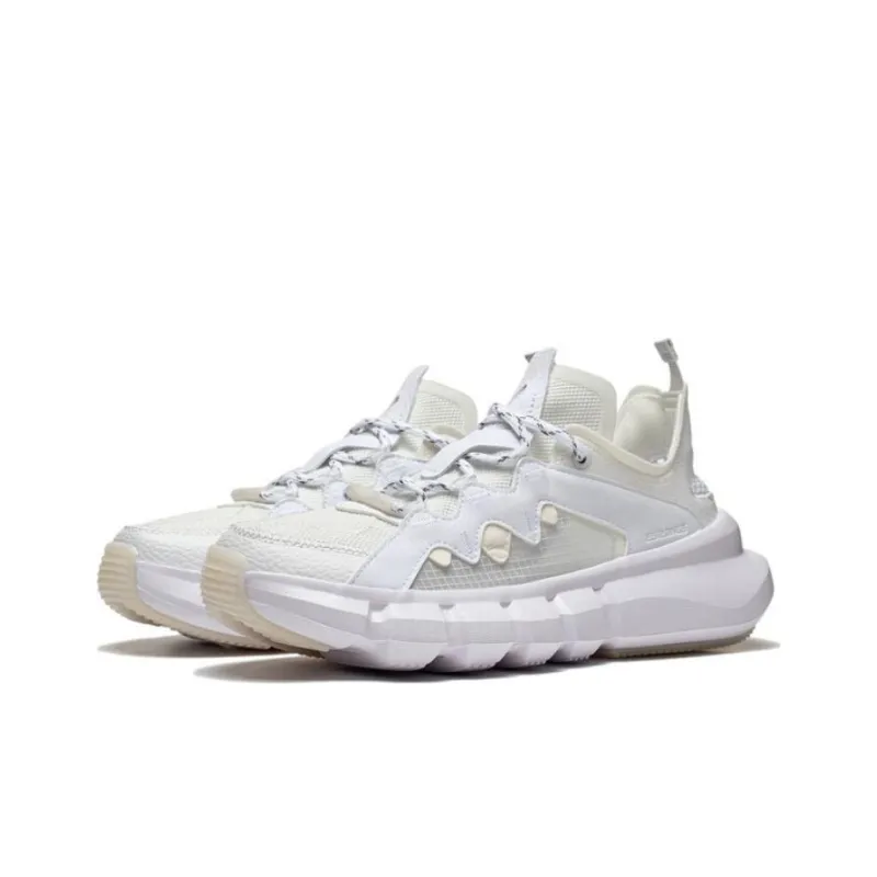 LINING Wade Essence 2.3 Lite 'White' Women's-2