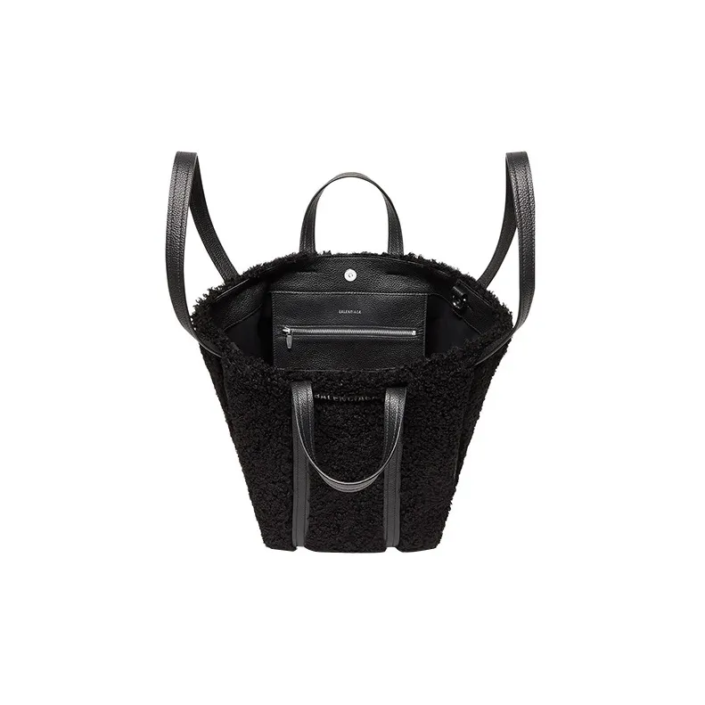 Balenciaga Everyday Cow Leather Portable Crossbody Bag Shoulder Bag Women's Black-4