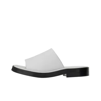 FERRAGAMO GIUNONE FLAT OPEN TOE MULE LEATHER