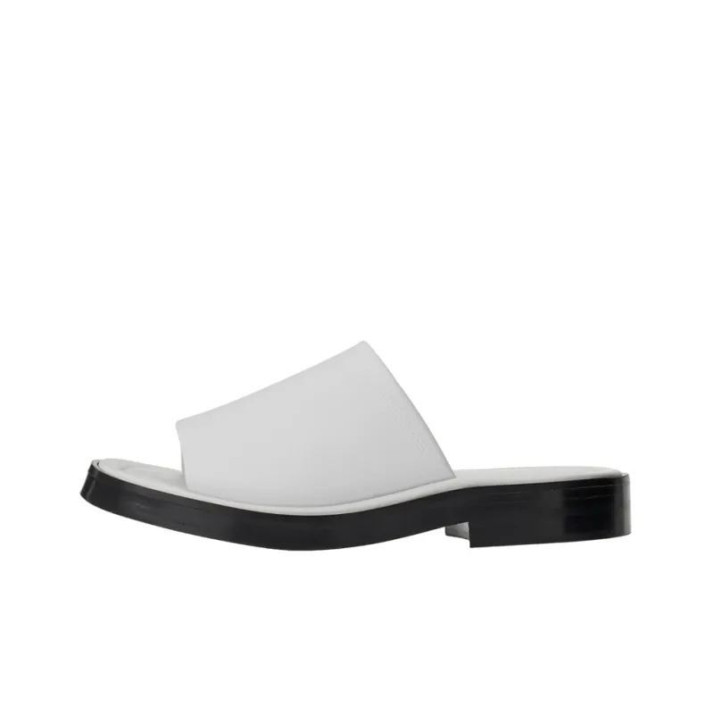 FERRAGAMO GIUNONE FLAT OPEN TOE MULE LEATHER-0