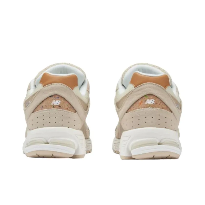 New Balance 2002R Sandstone-3