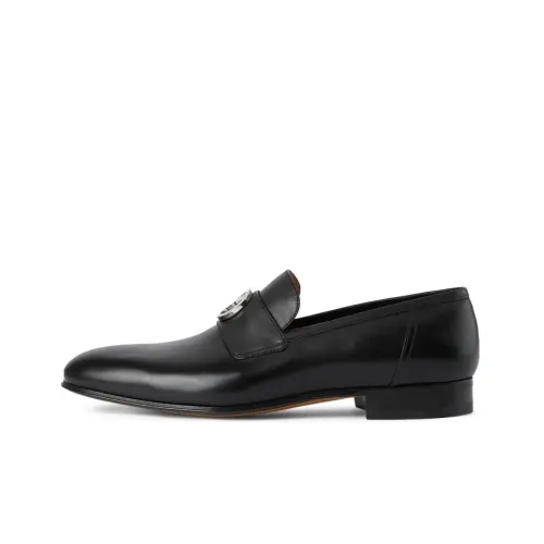 GUCCI Logo Plaque Loafers