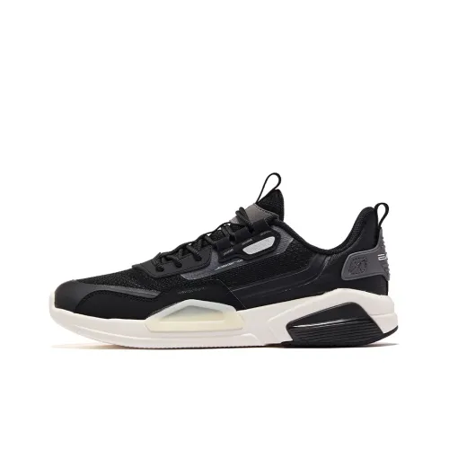 Erke Floating And Fluttering Low Top Running Shoes Men's Black White