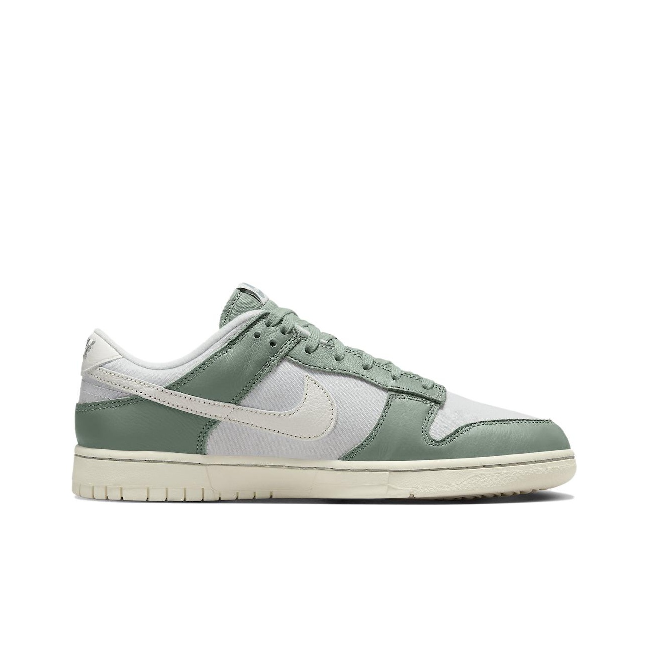 ★関税込★NIKE★NIKE DUNK LOW PRM MICA GREEN★22-30cm★ Nike Dunk Low Mica Green DV7212-300 | SBD