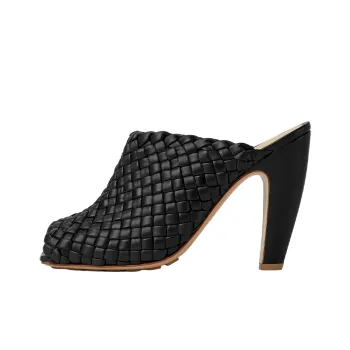 Bottega Veneta Closed Toe Slippers Women's Black