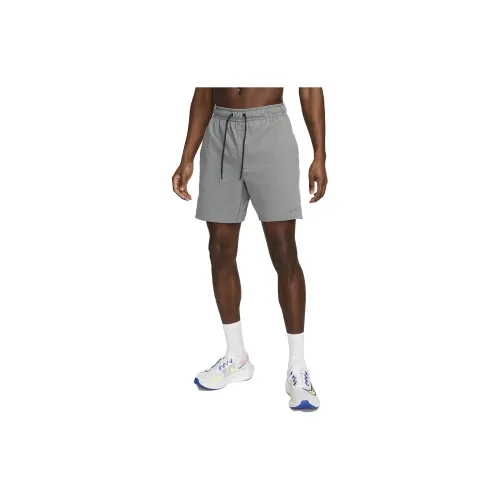 Nike Casual Shorts Men Light Gray