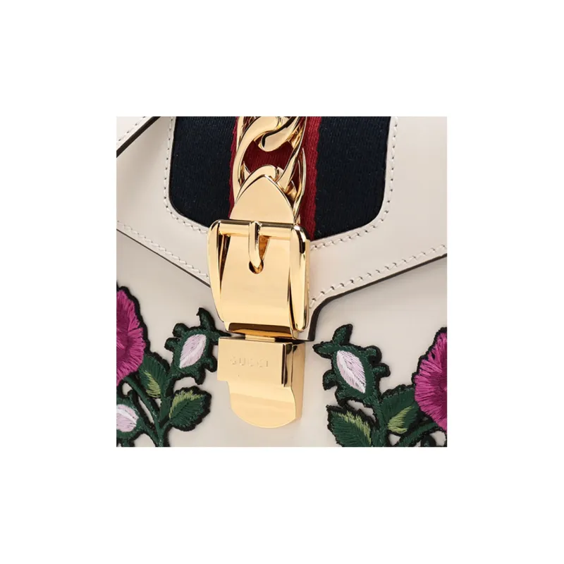 GUCCI Sylvie Handbags-5