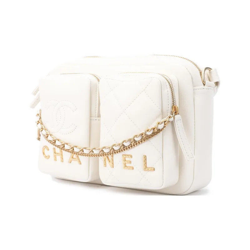 CHANEL 22c Early Spring Clutches-1
