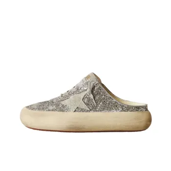 Golden Goose Space-Star Stylish Skateboarding Shoes Women's Silver Vintage Version