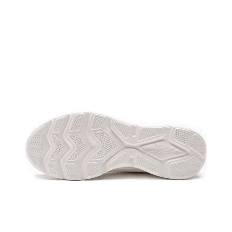 XTEP Slip Resistant Cushioning Low Top Running Shoes Men's White Blue-5