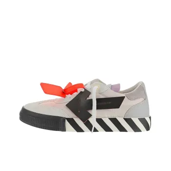 OFF WHITE Vulc Low Logo Patch White Black