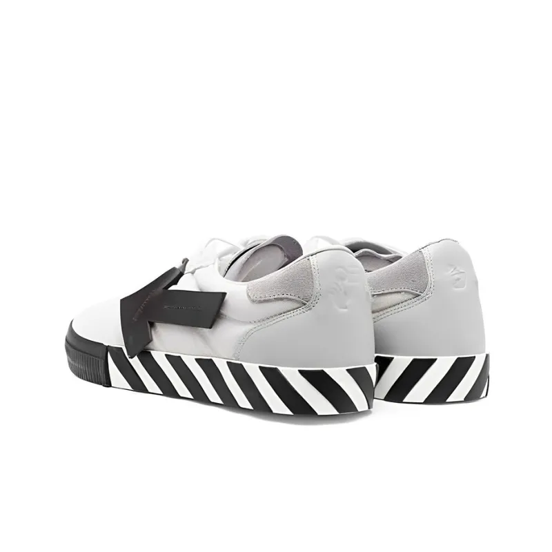 OFF WHITE Vulc Low Logo Patch White Black-4