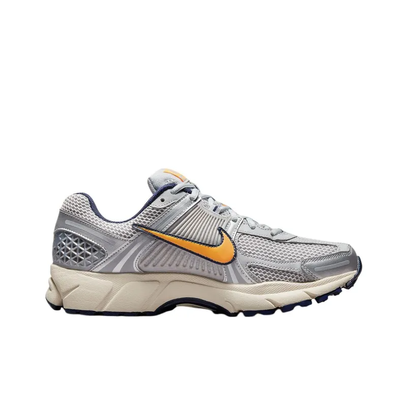 Nike Zoom Vomero 5 'Pure Platinum Laser Orange'-1