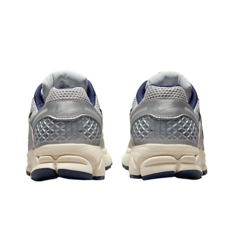 Nike Zoom Vomero 5 'Pure Platinum Laser Orange'-4
