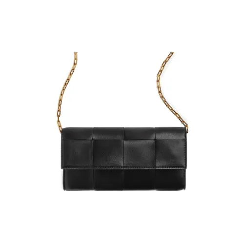 Bottega Veneta CASSETTE Cow Leather One Shoulder Crossbody Chain Wallet Women's Black