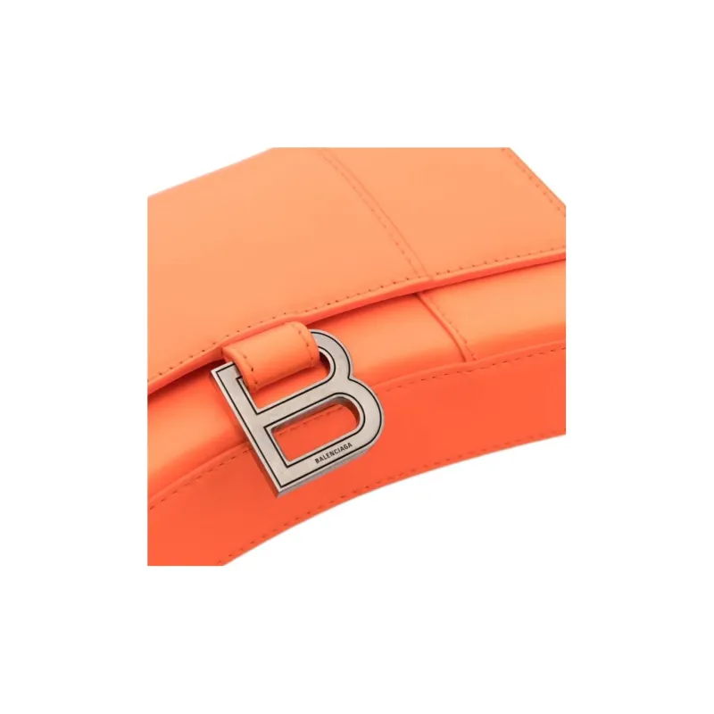 Balenciaga Hourglass Wallet-on-chain-4