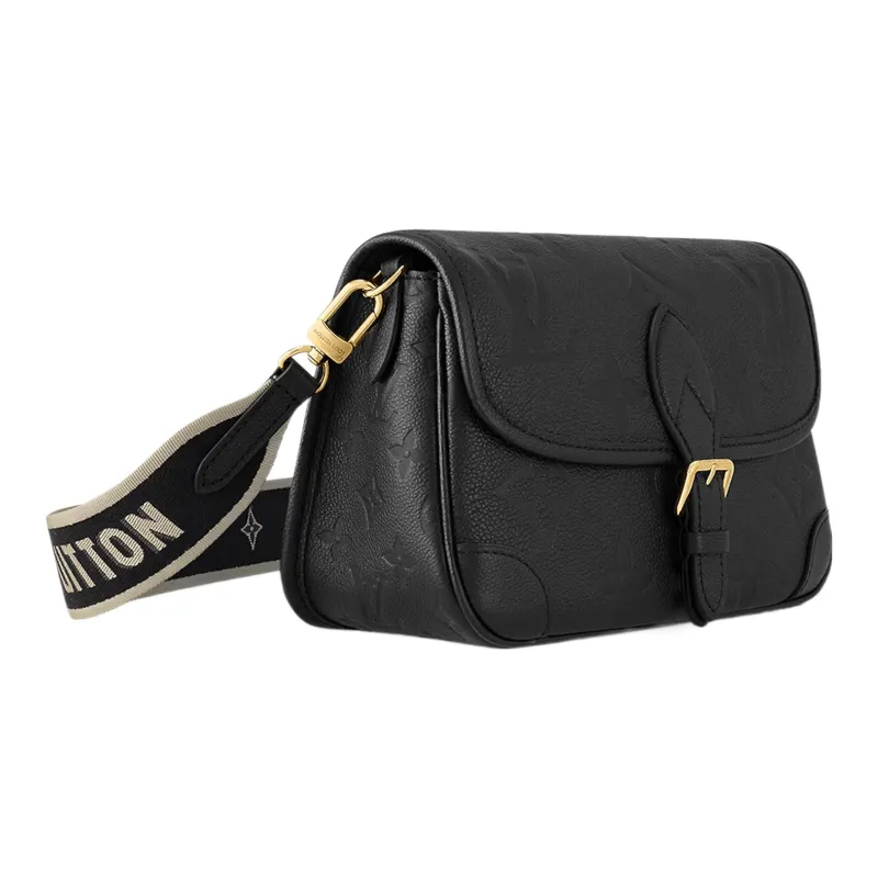 LOUIS VUITTON Diane Black-1