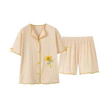 Xiang Ning Pai Women's Pajama Sets