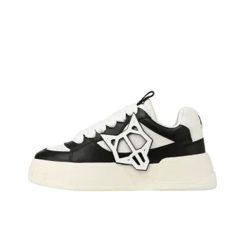 Naked Wolfe Kosa Low top Sneakers