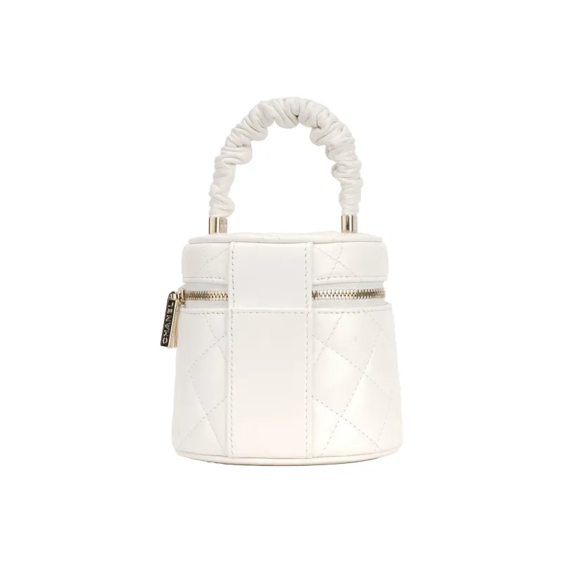 CHANEL 22SS Shiny Lambskin Makeup Bags Handbags Small Size Women's White-2