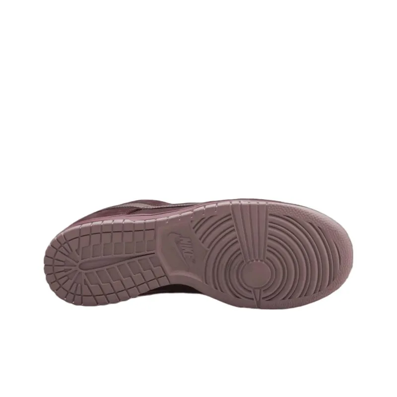 Nike Dunk Low Premium "Burgundy Crush"-3