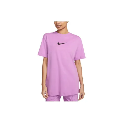 Nike T-Shirts Women's Violet