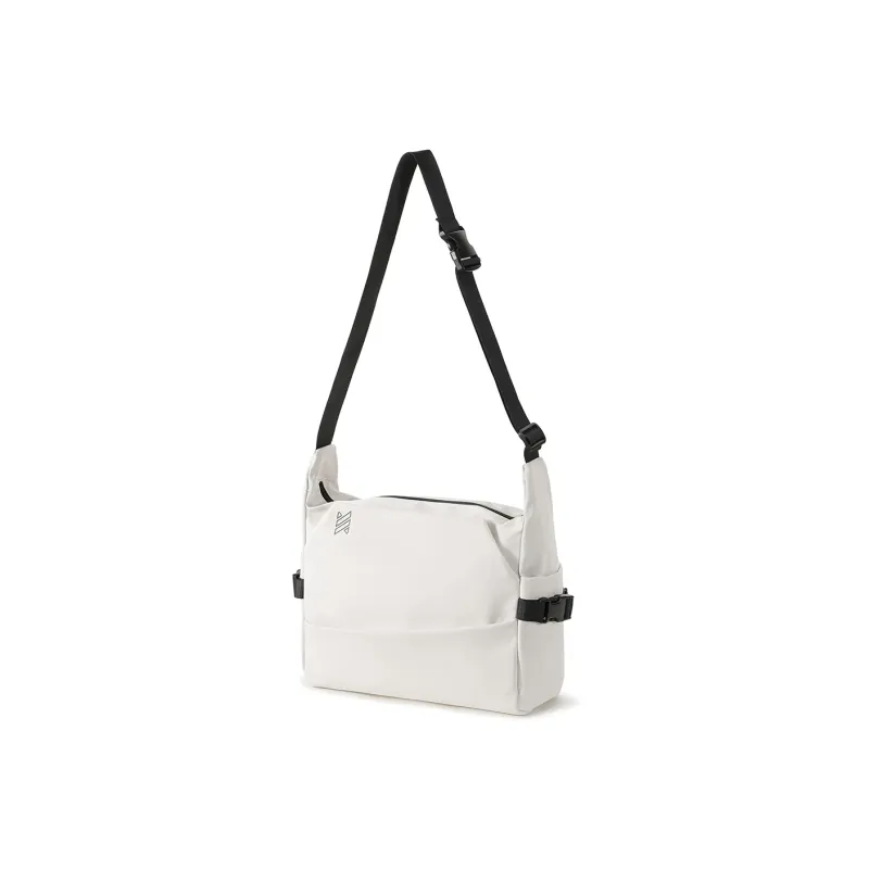 NOMK Oxford Crossbody Bags Tubas Men's White/Black-3