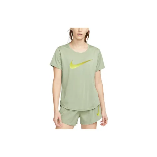 Nike T-Shirts Women's Army Green