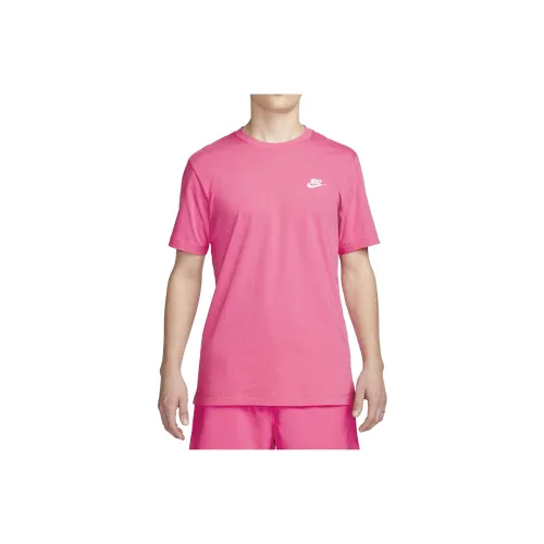 Nike Sportswear Club T-Shirts Men Fuchsia