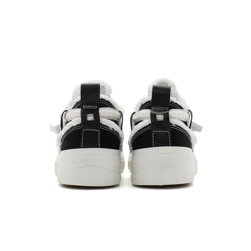 XTEP Anti Slip Wear Resistant Low Top Skateboard Shoes Women's Black White-3