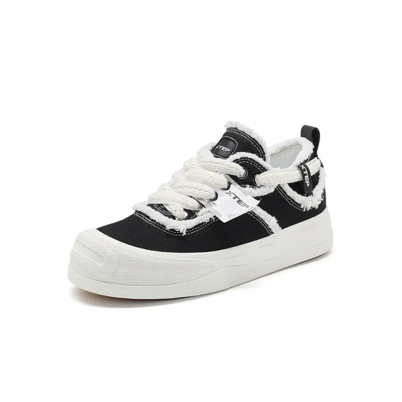 XTEP Anti Slip Wear Resistant Low Top Skateboard Shoes Women's Black White-1