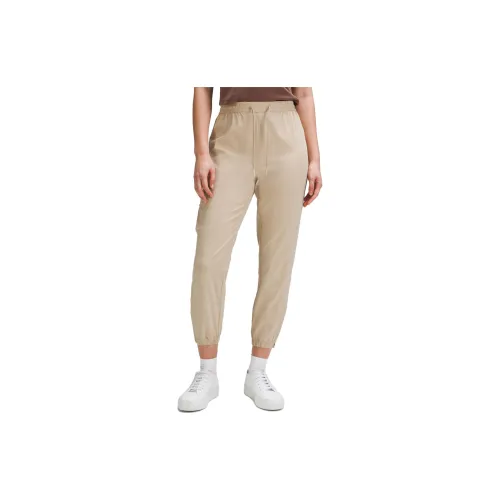 Lululemon WovenAir™ Cargo Pants Women's