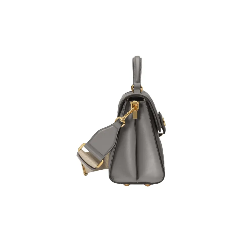 GUCCI GG Matelassé Leather Controller Wine God Bag Shoulder Bags Handbags Small Size Women's Gray-5