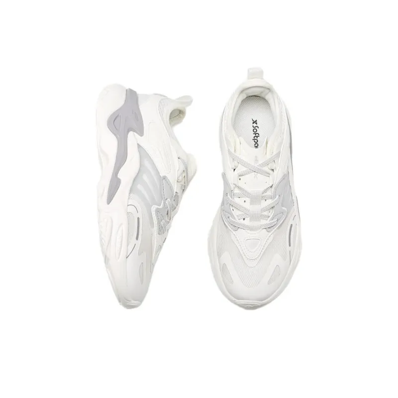 XTEP Red Flame TD Anti Slip And Wear Resistant Breathable Low Top Sports Casual Shoes Women's White Gray-4