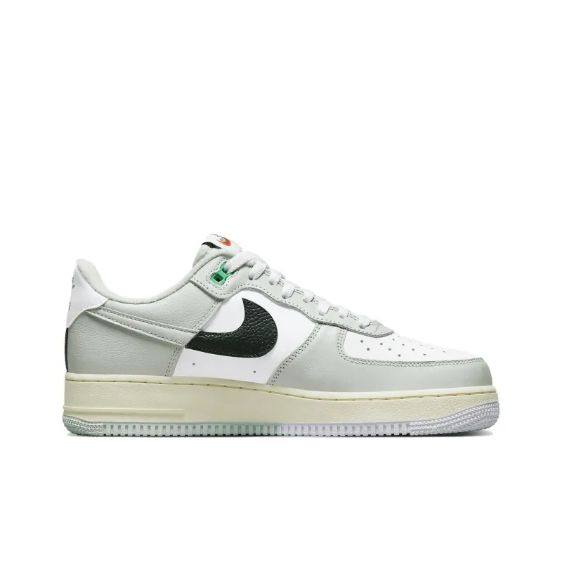 Nike Air Force 1 Low '07 LV8 Split Light Silver-1