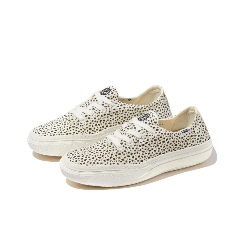 Vans Slip Resistant, Abrasion Resistant, Lightweight Low Top Skateboard Shoes Women's White Black-2