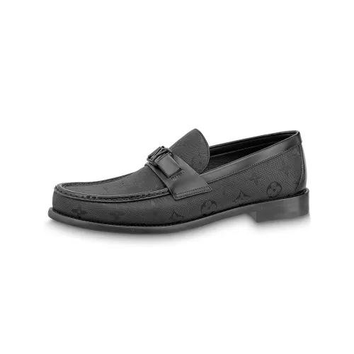 LOUIS VUITTON MAJOR Men's Casual Shoes Men Low-Top Black