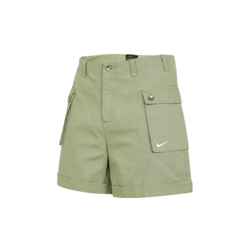 Nike Men Cargo Shorts