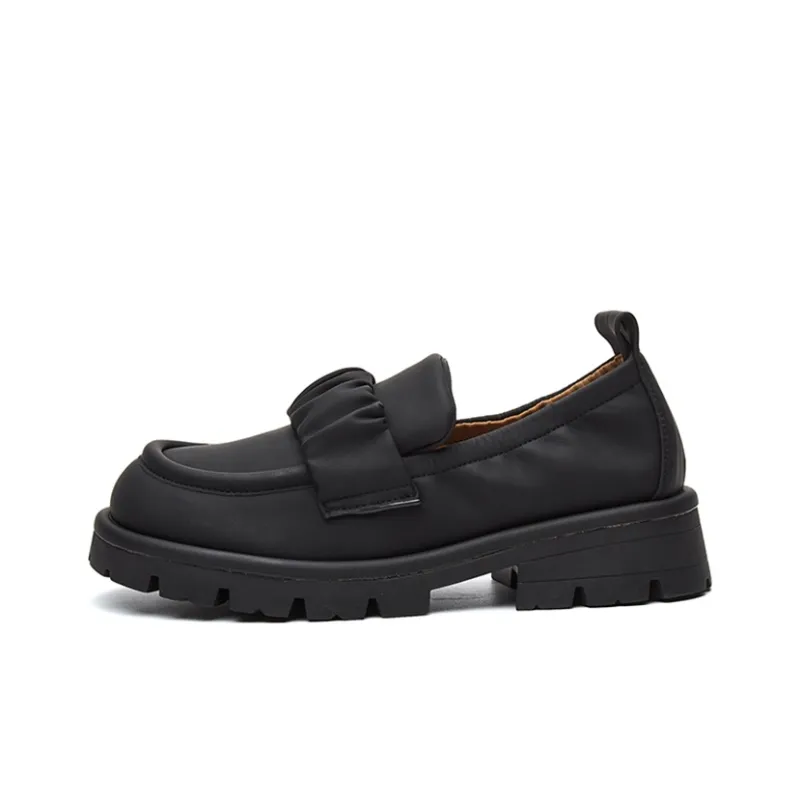 DAPHNE Loafers Women's Black/White-0